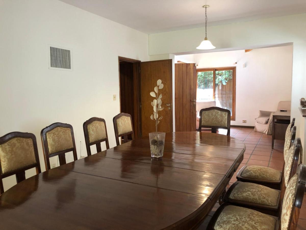 הוילה מנדוזה Veinticinco Casa De Huespedes מראה חיצוני תמונה