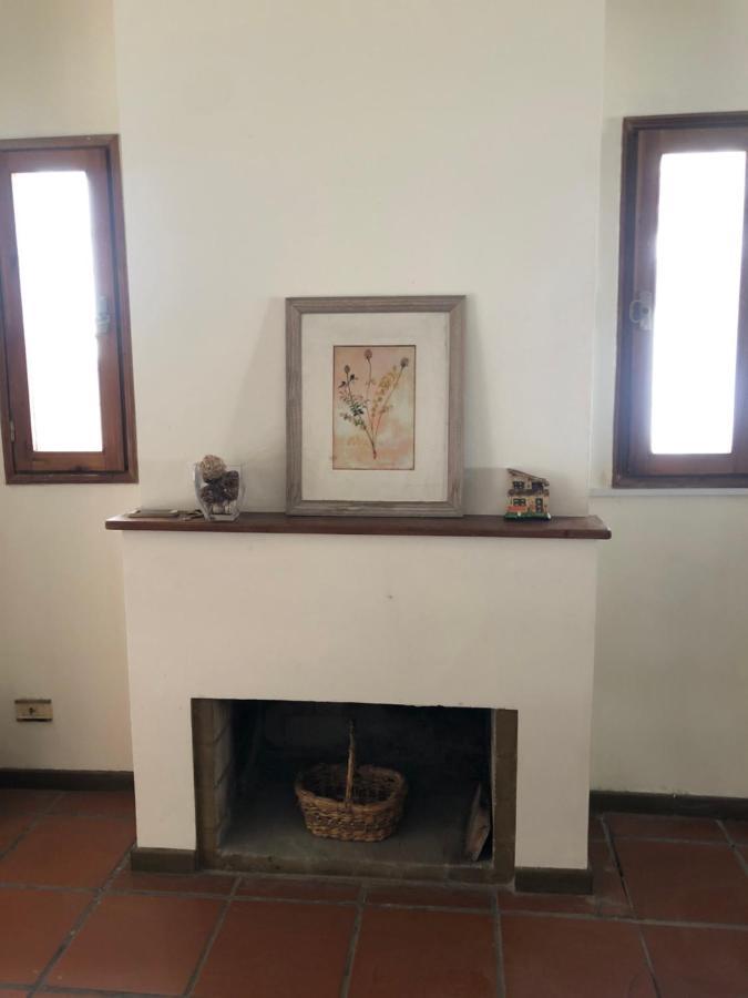 הוילה מנדוזה Veinticinco Casa De Huespedes מראה חיצוני תמונה